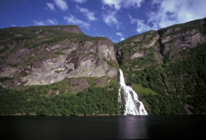 Images Dated 31st August 2011: Europe, Norway. Geiranger Fjord