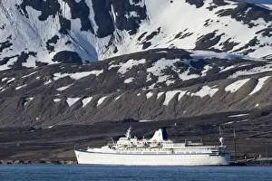 Images Dated 10th July 2012: Europe, Norway, Svalbard. Cruise ship Princess Danae moored at research station. Credit as