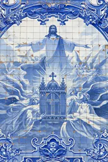Images Dated 9th April 2012: Europe, Portugal, Porto. Mosaic on side of Santo Ildefonso Church