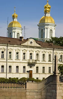 Europe, Russia, St. Petersburg. Gold baroque domes of St
