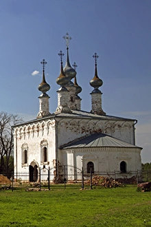 Onion Dome Prints: Europe, Russia, Suzdal. The Church of the Entry into Jerusalem