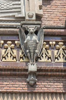 Images Dated 11th July 2013: Europe, Spain, Barcelona, Arc de Triomf