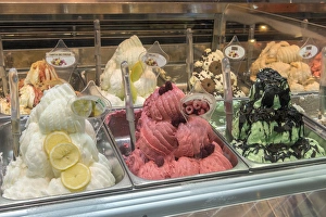 Lemon Prints: Europe, Spain, Barcelona, gelato