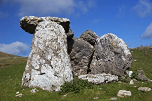 Images Dated 11th April 2015: Europe, United Kingdom, Wales, Conwy. Llety r Filiast Cromlech on the Great Orme