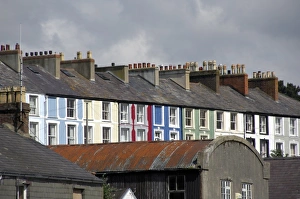 Welsh Prints: Europe, Wales, Caernarfon. Typical row houses. THIS IMAGE RESTRICTED - Not available to U