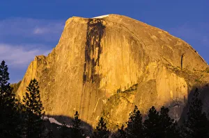 Images Dated 26th May 2011: Evening light on Half Dome, Yosemite National Park, California, USA