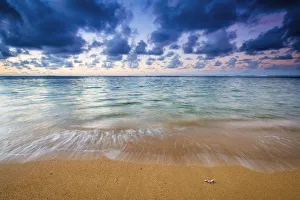 Images Dated 24th October 2015: Evening light over the Pacific from Tunnels Beach, Kauai, Hawaii, USA