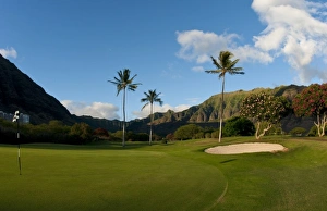 Images Dated 2027 July: Exclusive hole 8 of Makaha Resort & Club in Waianae, Wekaha, Oahu, Hawaii