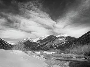 Images Dated 15th November 2023: Fall Creek, winter, Colorado, Rocky Mountains National Park
