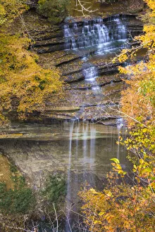 Images Dated 20th September 2019: Fall Foliage Over Waterfall in Clifty Creek Park, Southern Indiana