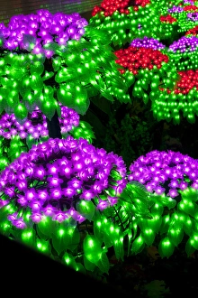 Fake Prints: The fantastic lighting of Kek Lok Si Temple in Penang, Malaysia