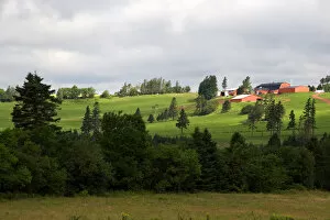 Images Dated 5th August 2006: Farm and red barn on a hill at New Glasgow, Prince Edward Island, Canada