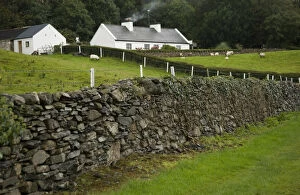 Images Dated 20th September 2006: Farmhouse, Ireland, Countryside, Landscape, Fence, Smoke, Architecture