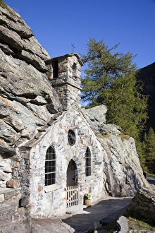 Images Dated 4th October 2009: The Felsen Kapelle - Rock chapel
