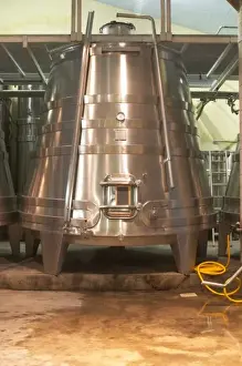 Conical Prints: Fermentation tanks specially designed with conical shape to increase extraction of