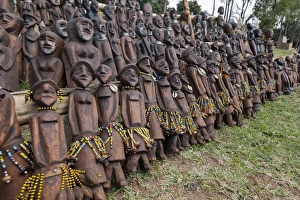 Images Dated 18th September 2014: Figure carvings at the market. Ethiopia, Africa
