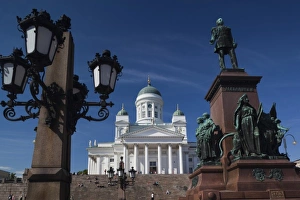 Images Dated 10th June 2010: Finland, Helsinki, Senate Square, Senaatintori, Tuomiokirko, Lutheran Cathedral