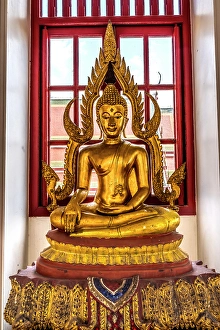 Images Dated 25th April 2024: Fire Buddha Loha Prasat, Wat Ratchanatdaram