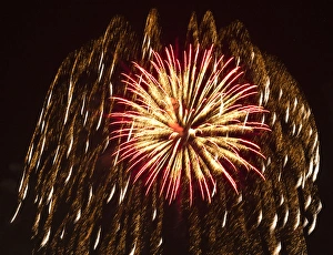Images Dated 1st October 2011: Fireworks at the Albuquerque Hot Air Balloon Fiesta, New Mexico