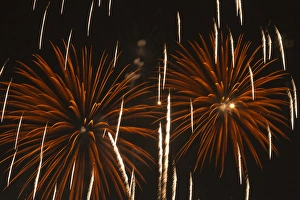 Images Dated 1st October 2011: Fireworks at the Albuquerque Hot Air Balloon Fiesta, New Mexico