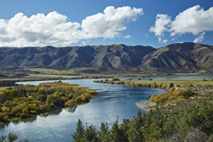 Australia Prints: Fishermans Bend, Lake Waitaki, Waitaki Valley, North Otago, South Island, New Zealand