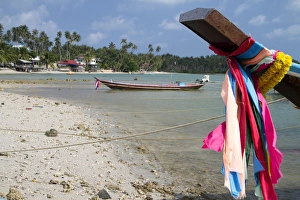 Images Dated 11th February 2012: Fishing boats in the Gulf of Thailand on the island of Ko Samui, Thailand