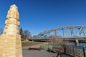 Prints of Flood Memorial along the Red River in Grand Forks, North Dakota, USA. (Editorial Use Only) Images Dated 2024 September: Flood Memorial along the Red River in Grand Forks, North Dakota, USA. (Editorial Use Only)