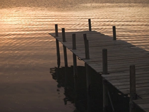 Images Dated 12th January 2007: Flores, Guatemala: Pier on the lake at the heart of Flores