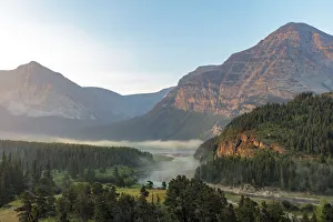 Images Dated 21st August 2018: Fog at sunrise along Swift current Creek in Glacier National Park, Montana, USA