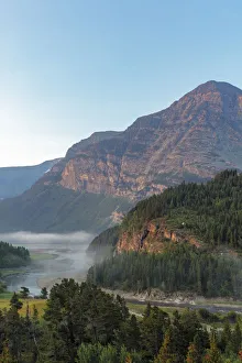 Images Dated 21st August 2018: Fog at sunrise along Swift current Creek in Glacier National Park, Montana, USA