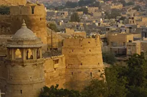 Images Dated 6th November 2006: The Fort which stands 76 meters above the town of Jaisalmer and is enclosed by a 9km wall