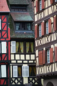 Images Dated 12th February 2005: FRANCE-Alsace (Haut Rhin)-Colmar: Half Timbered Houses of Old Town