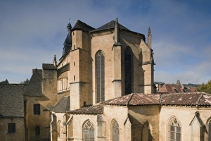 Images Dated 28th October 2010: France, Aquitaine Region, Dordogne Department, Sarlat-la-Caneda, Cathedrale St-Sacerdos