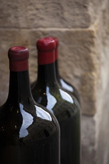 Images Dated 29th October 2010: France, Aquitaine Region, Gironde Department, St-Emilion, wine town, wine bottles