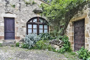 Tarn Prints: France, Cordes-sur-Ciel. A cozy corner along the street