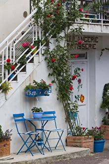 France, Corsica, Haute-Corse Department, Fiumorbo Region, Prunelli di Fiumorbo, courtyard