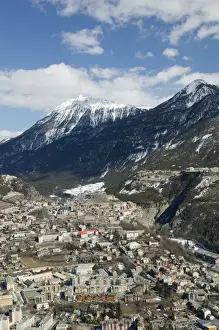 Images Dated 6th March 2005: FRANCE-French Alps (Haut-Alpes)-BRIANCON: Town View / Daytime Europes Highest Town (elev