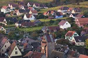 Images Dated 11th October 2010: France, Haut-Rhin, Alsace Region, Alasatian Wine Route, Riquewihr, town view, dawn