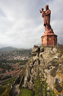 Images Dated 14th October 2010: France, Haute-Loire Department, Auvergne Region, Le Puy-en-Velay, Rocher Corneille