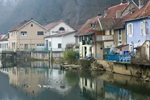 Jura Prints: FRANCE-Jura-Doubs-L ISLE-SUR-LE-DOUBS: Doubs River Valley / Canal Town
