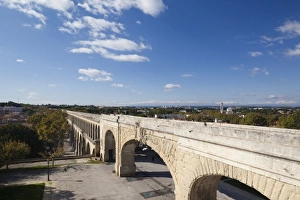 Images Dated 18th October 2010: France, Languedoc-Roussillon, Herault Department, Montpellier, St-Clement Aqueduct