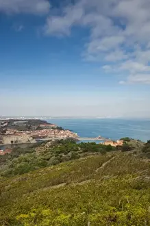 Images Dated 22nd October 2010: France, Languedoc-Roussillon, Pyrennes-Orientales Department, Vermillion Coast Area