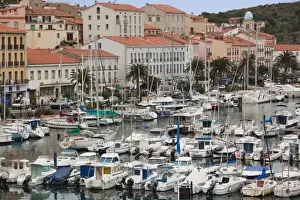 Images Dated 22nd October 2010: France, Languedoc-Roussillon, Pyrennes-Orientales Department, Vermillion Coast Area