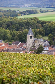 France, Marne, Champagne Ardenne, Avenay Val-d Or, town overview
