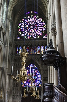 Images Dated 5th October 2010: France, Marne, Champagne Ardenne, Reims, Cathedrale Notre Dame, interior