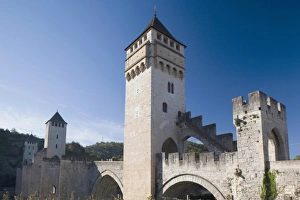 France, Midi-Pyrenees Region, Lot Department, Cahors, Pont Valentre, midieval bridge