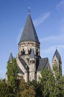 Images Dated 8th October 2010: France, Moselle, Lorraine Region, Metz, Temple Neuf church