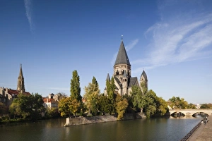 Images Dated 8th October 2010: France, Moselle, Lorraine Region, Metz, Temple Neuf church