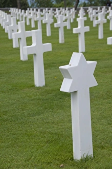 France, Normandy, Colleville-Sur-Mer. Normandy American Cemetery. White crosses mark