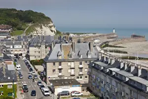 Images Dated 27th May 2012: France, Normandy Region, Seine-Maritime Department, St-Valery en Caux, elevated town view